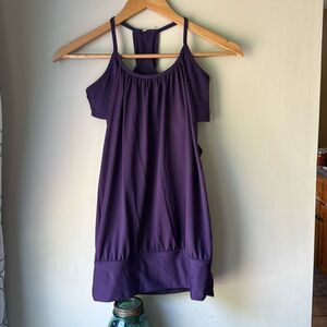 Lululemon no limits tank top women’s size 4 purple strappy gym workout athletic